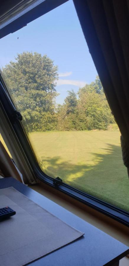 Self Contained Holiday Home Caravan Corsham Εξωτερικό φωτογραφία