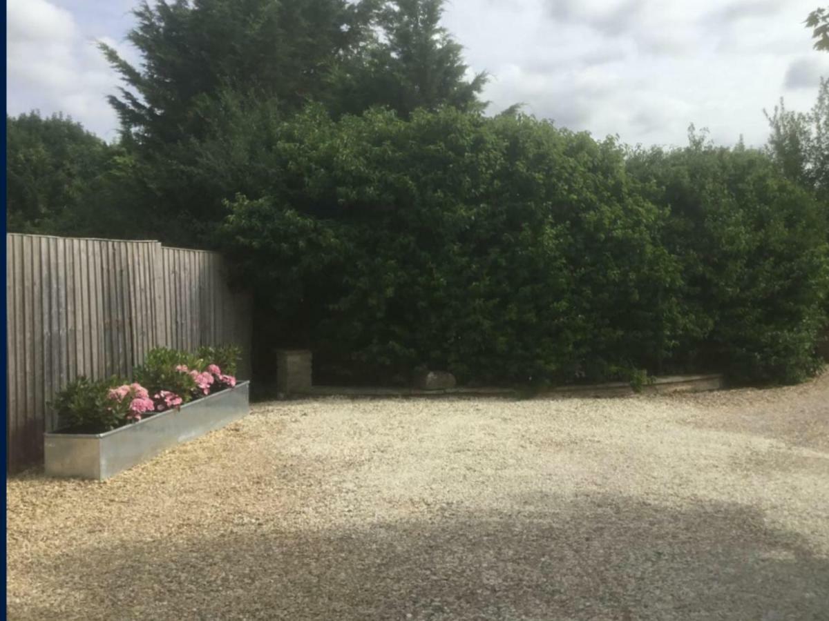 Self Contained Holiday Home Caravan Corsham Εξωτερικό φωτογραφία
